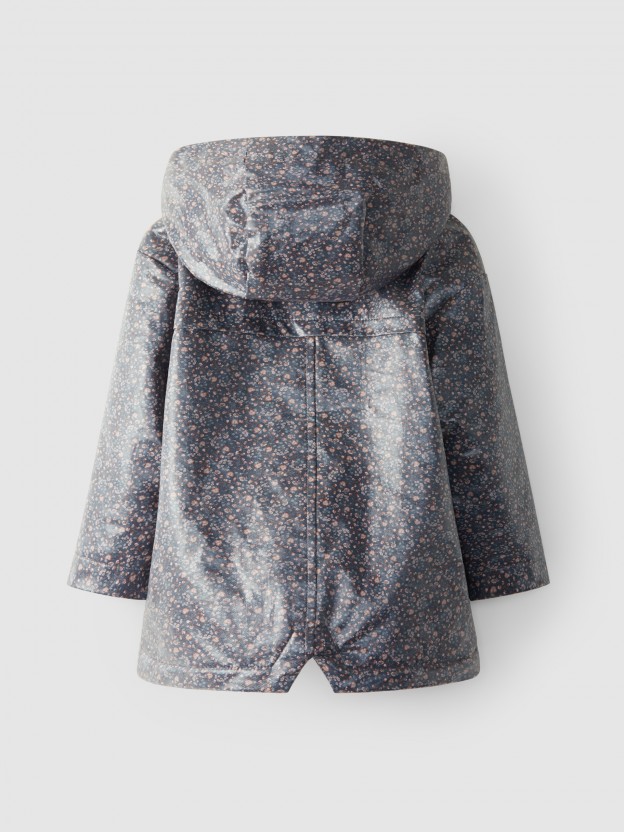 Veste imperm�able � capuche