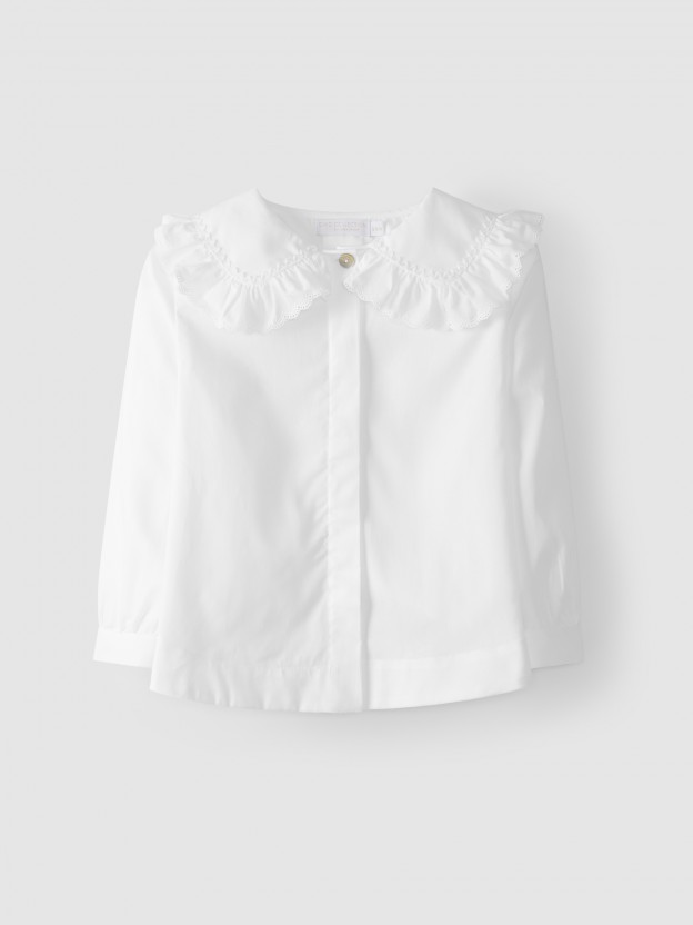 Blouse avec d�tail de galon au col
