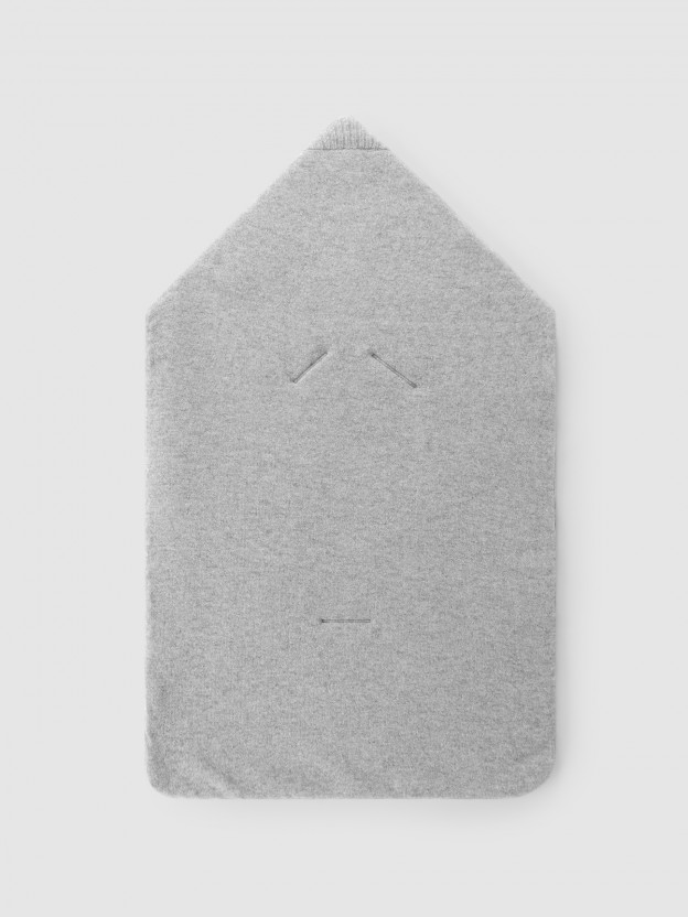 Couverture-sac tricot�e