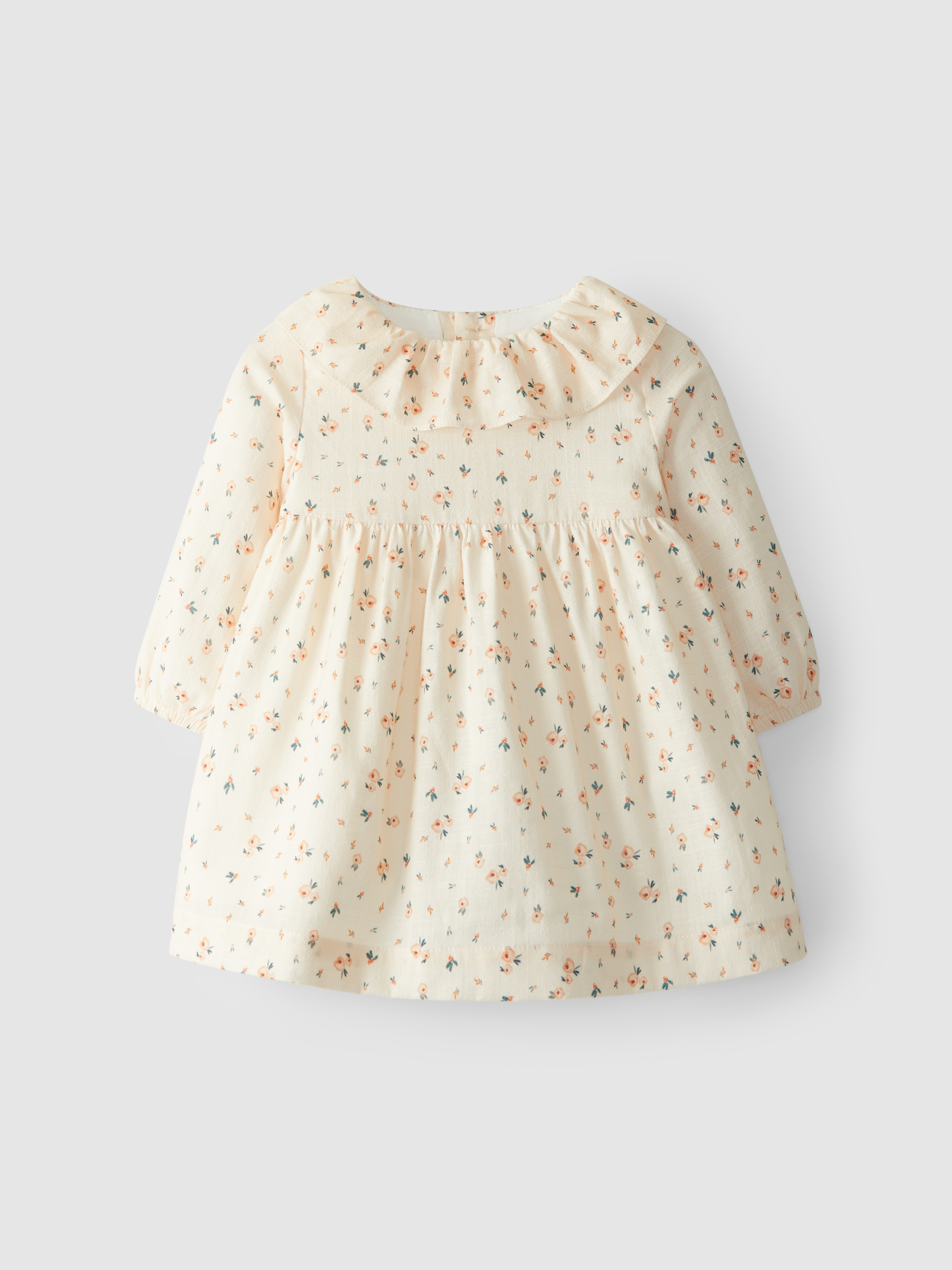 Dress with flowers