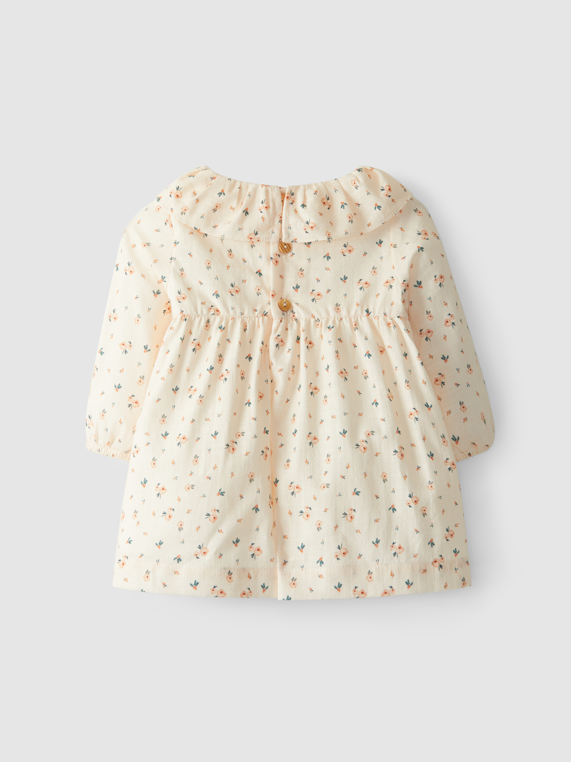 Dress with flowers