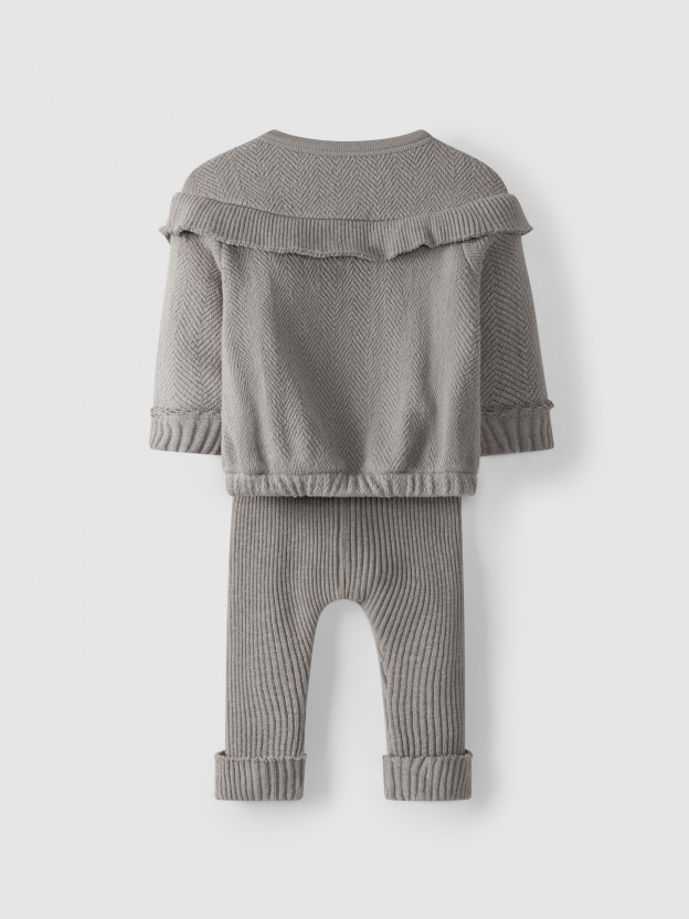 Kit camisola com folho e calças malha canelada Kit camisola com folho e calças malha canelada