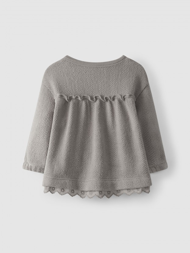 Vestido com bordado em algodão orgânico Vestido com bordado em algodão orgânico
