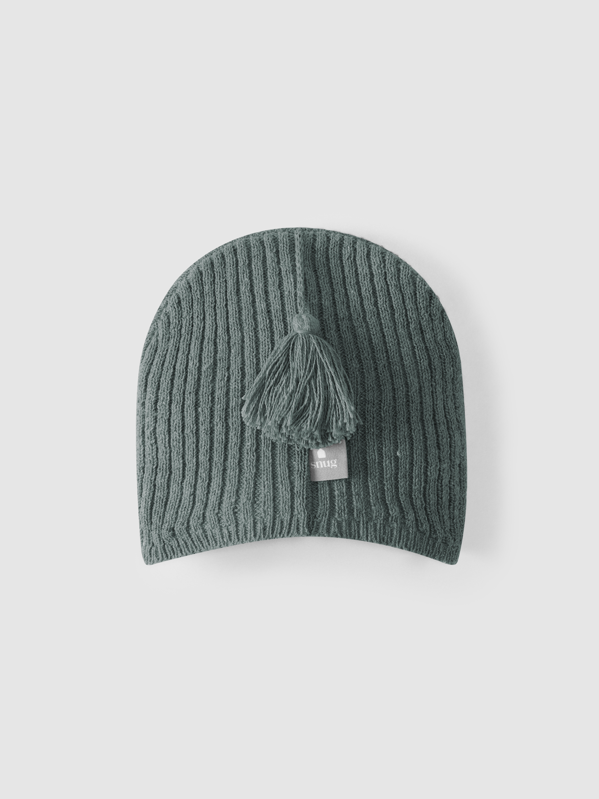 Gorro canelado fita e pom-pom