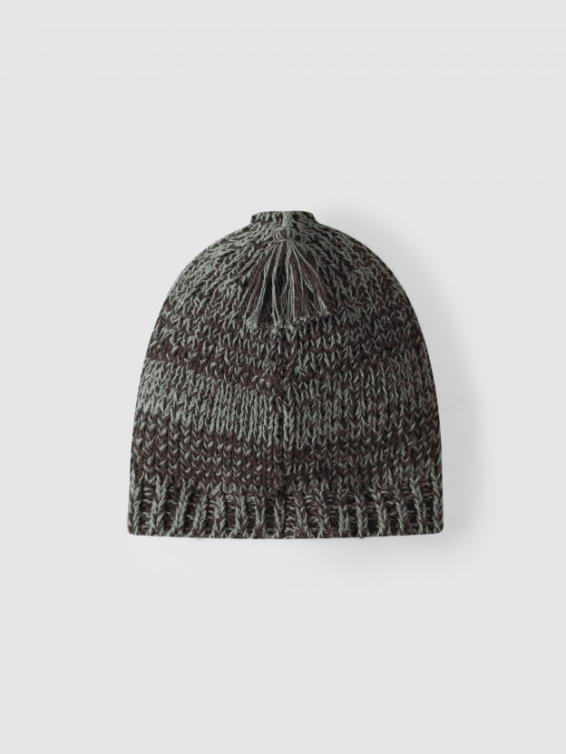 Gorro com fita e pom-pom algodão reciclado Gorro com fita e pom-pom algodão reciclado