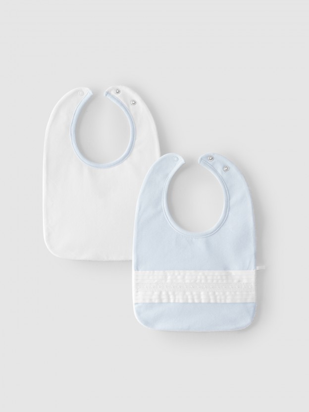 Pack of 2 embroidered star bibs
