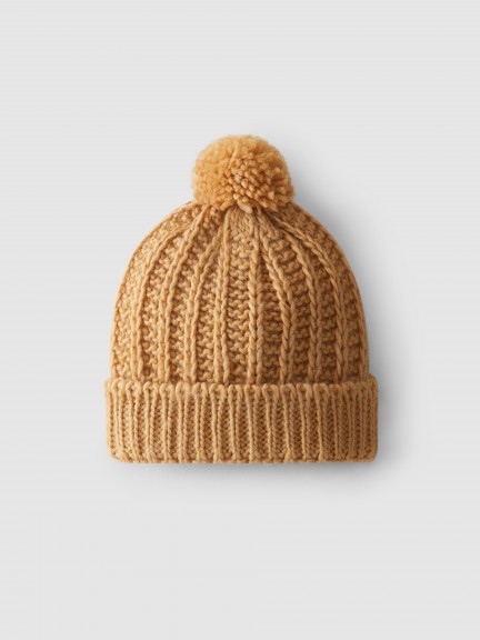 Bonnet tricot� � mailles larges