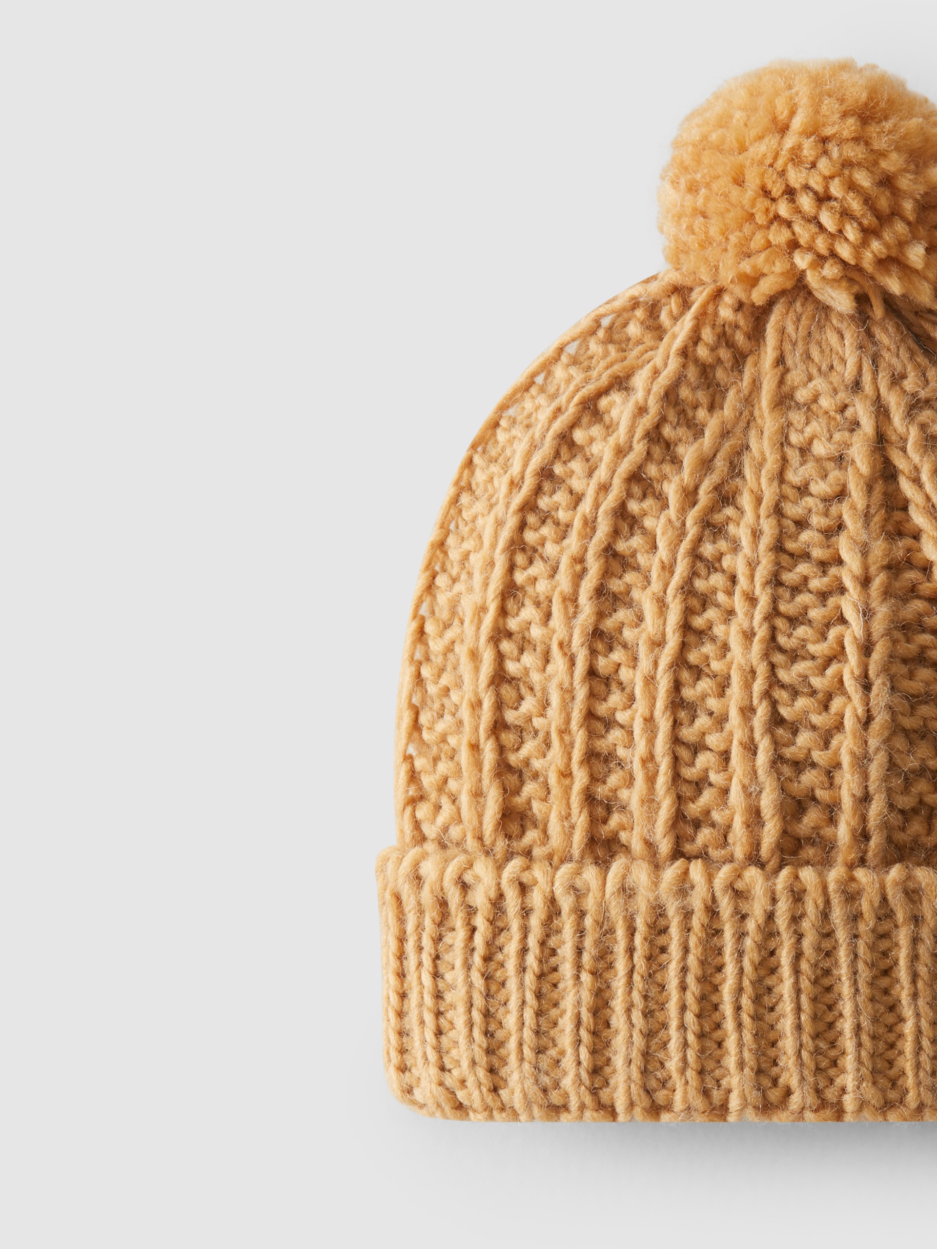 Long stitch knitted hat