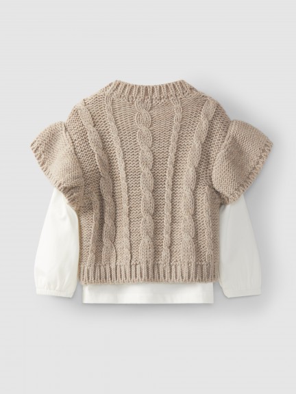 Sweater and vest set Sweater and vest set