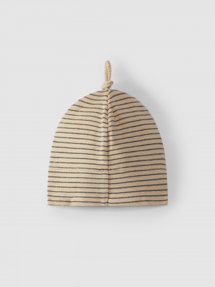 Beanie with printed knot Beanie with printed knot