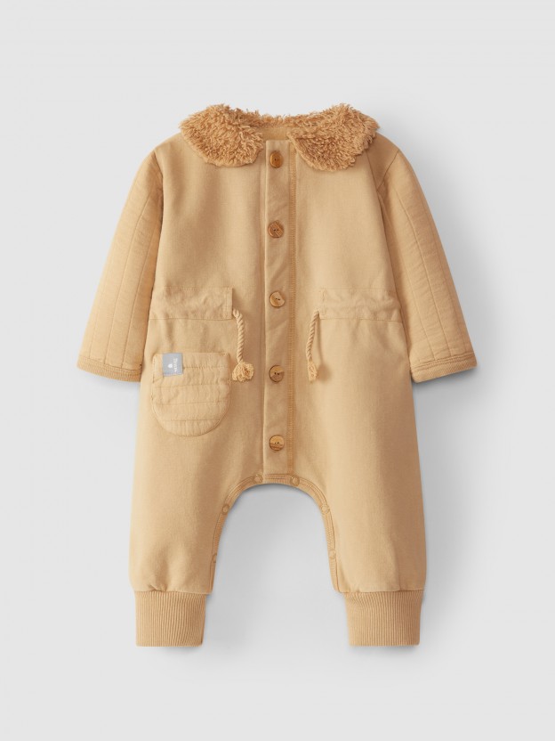 Ensemble avec col en fourrure Ensemble avec col en fourrure