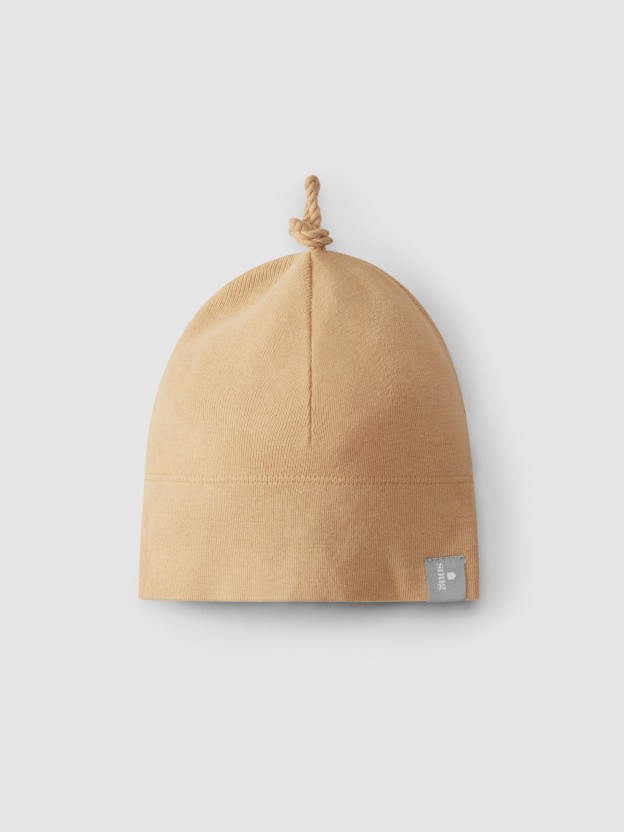 Beanie with knot Beanie with knot
