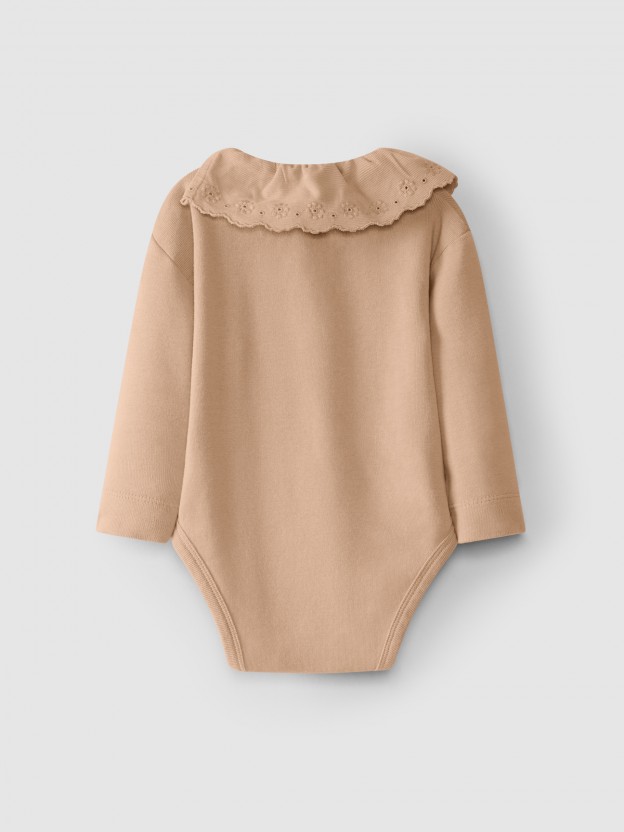 Body avec col en broderie anglaise Body avec col en broderie anglaise