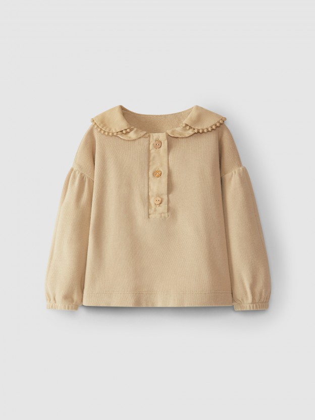 Jumper double collar effect