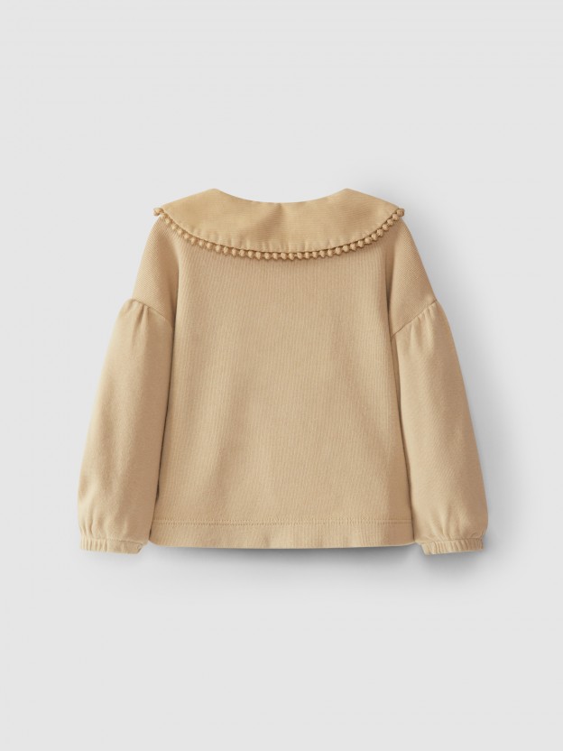 Jumper double collar effect