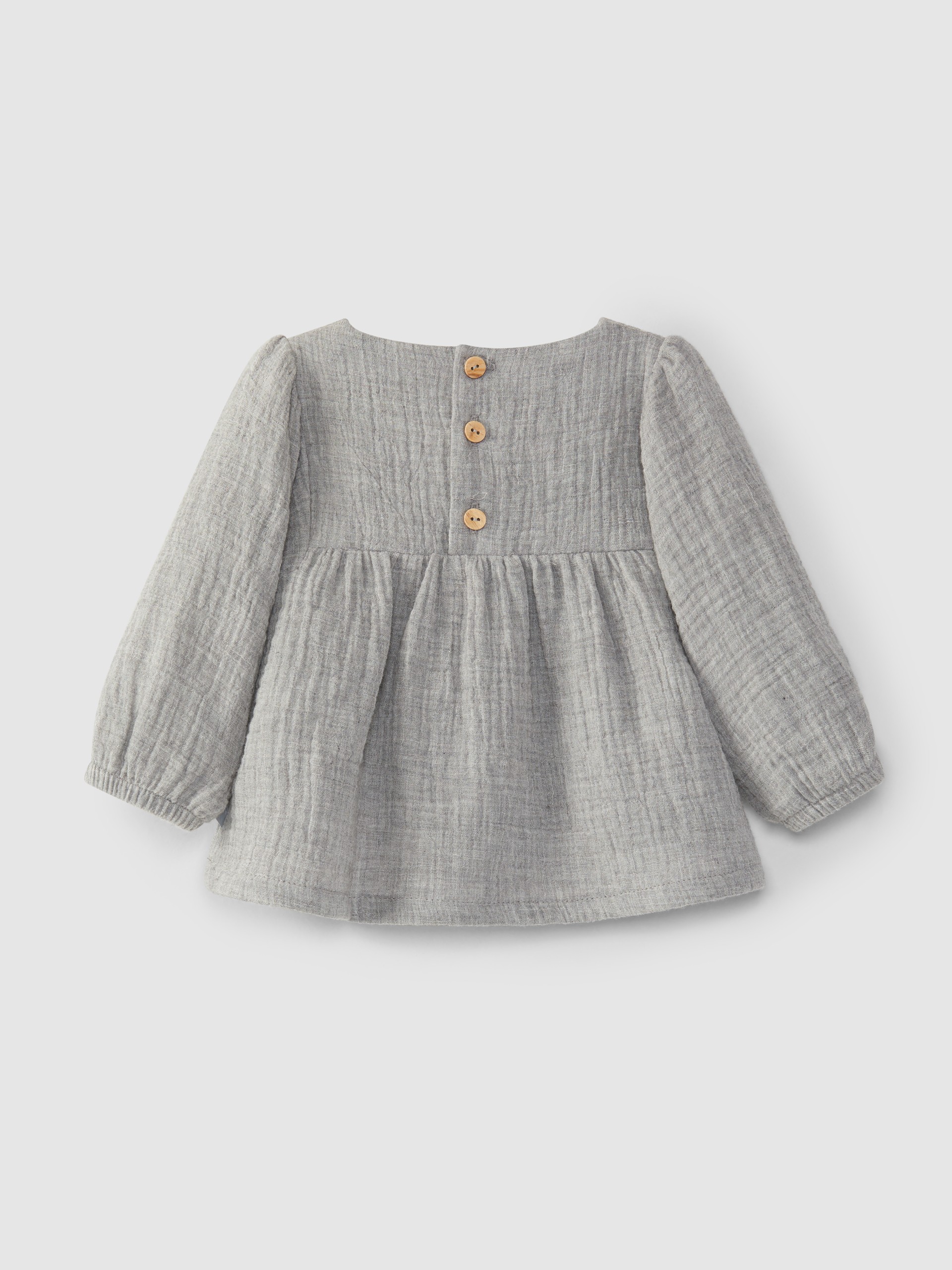 Blouse with wool yarn embroidery