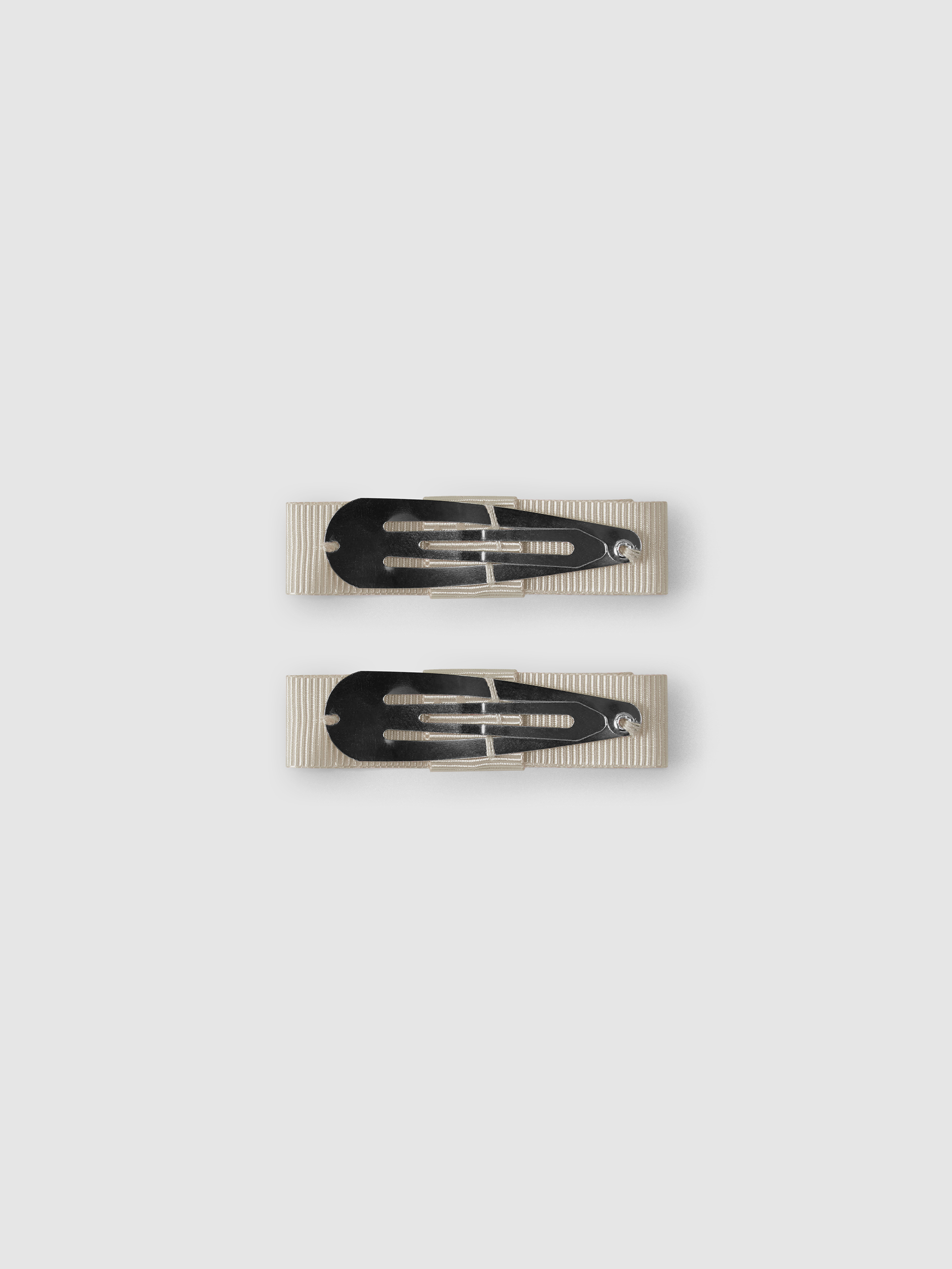 Two barrettes set
