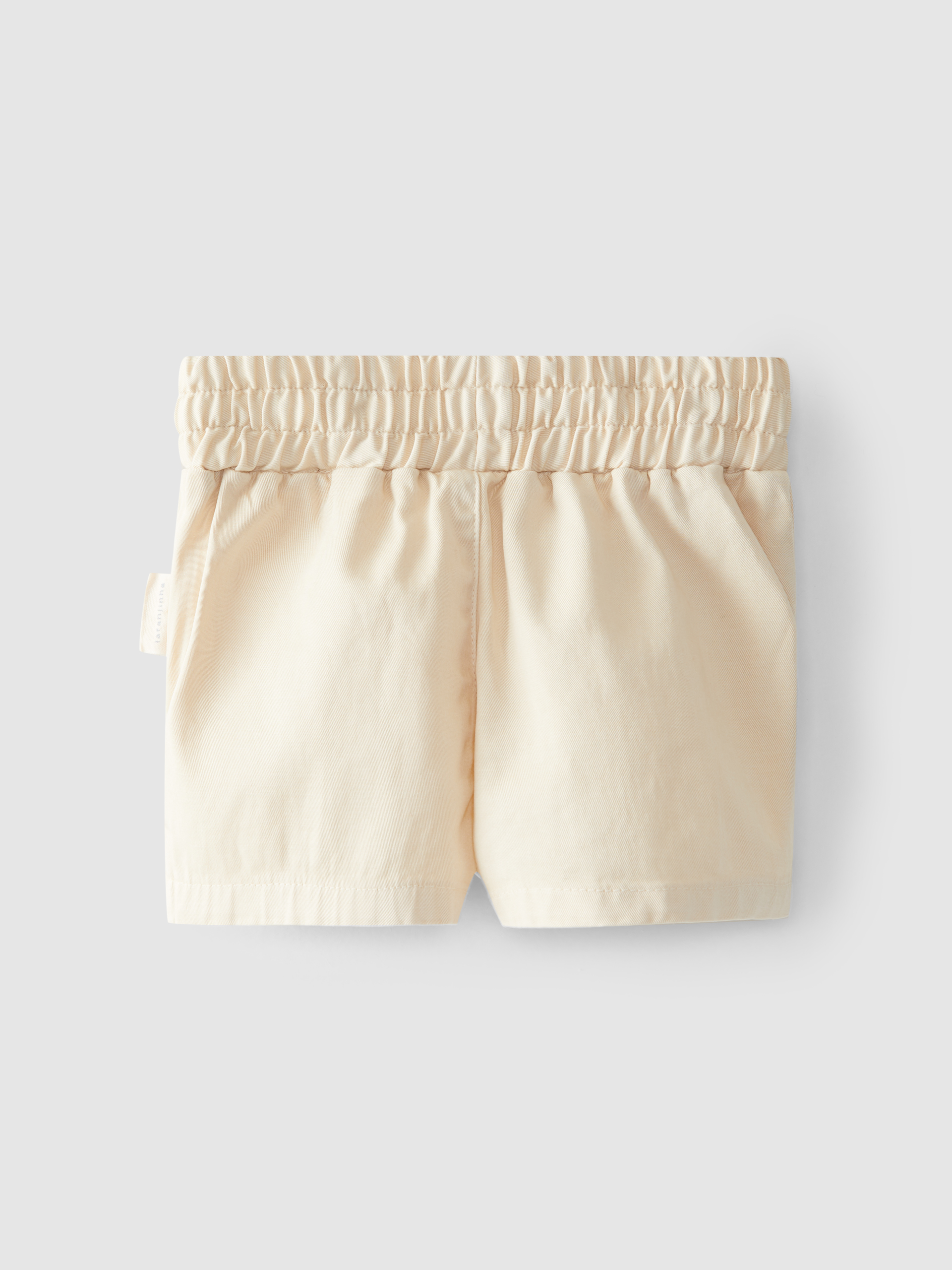 Plain pull-up shorts