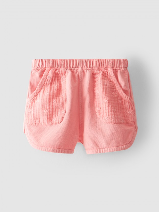 Shorts with English embroidery on pockets Shorts with English embroidery on pockets