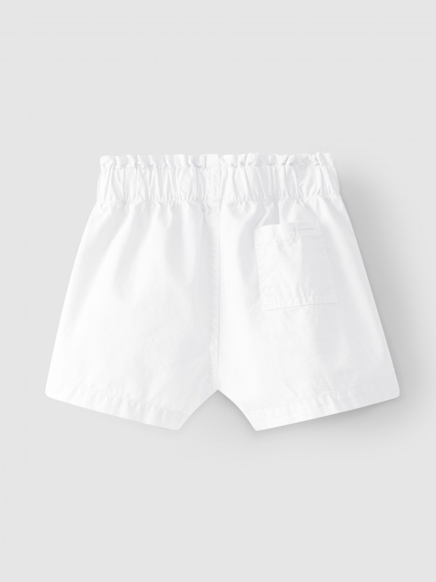 Calções com fita lateral decorativa Calções com fita lateral decorativa