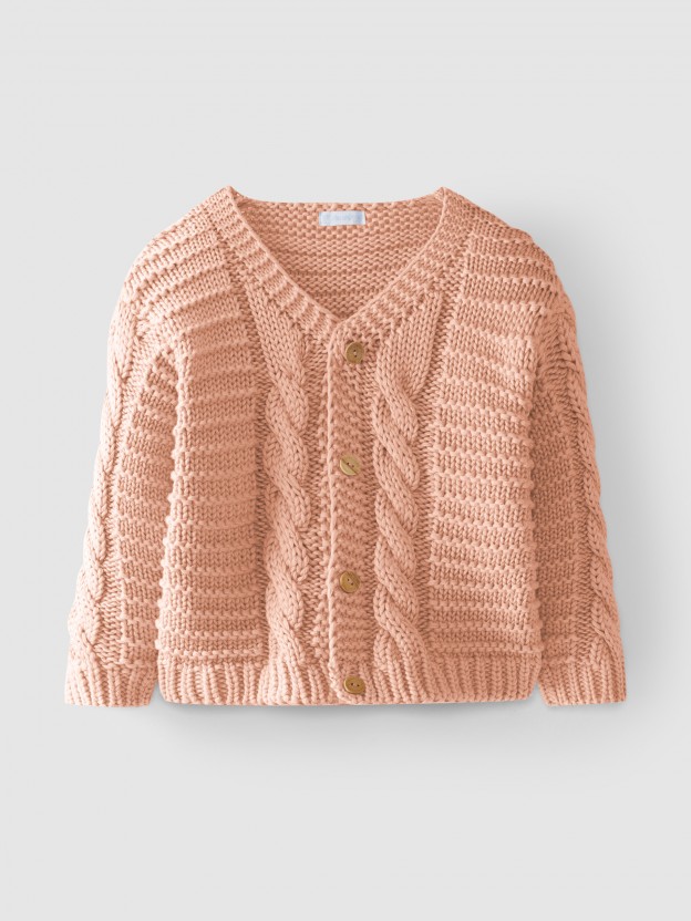Gilet tricot� tress�