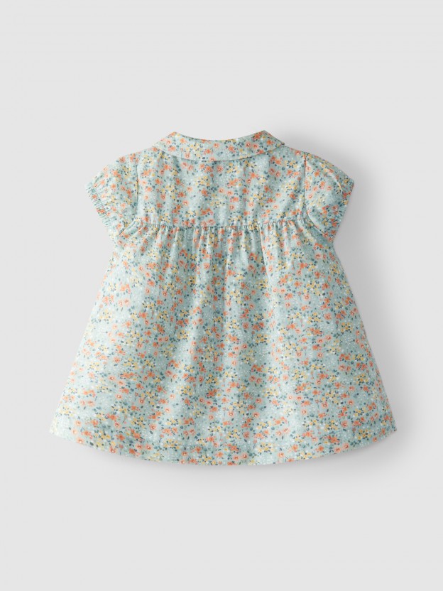Vestido flores con puntilla