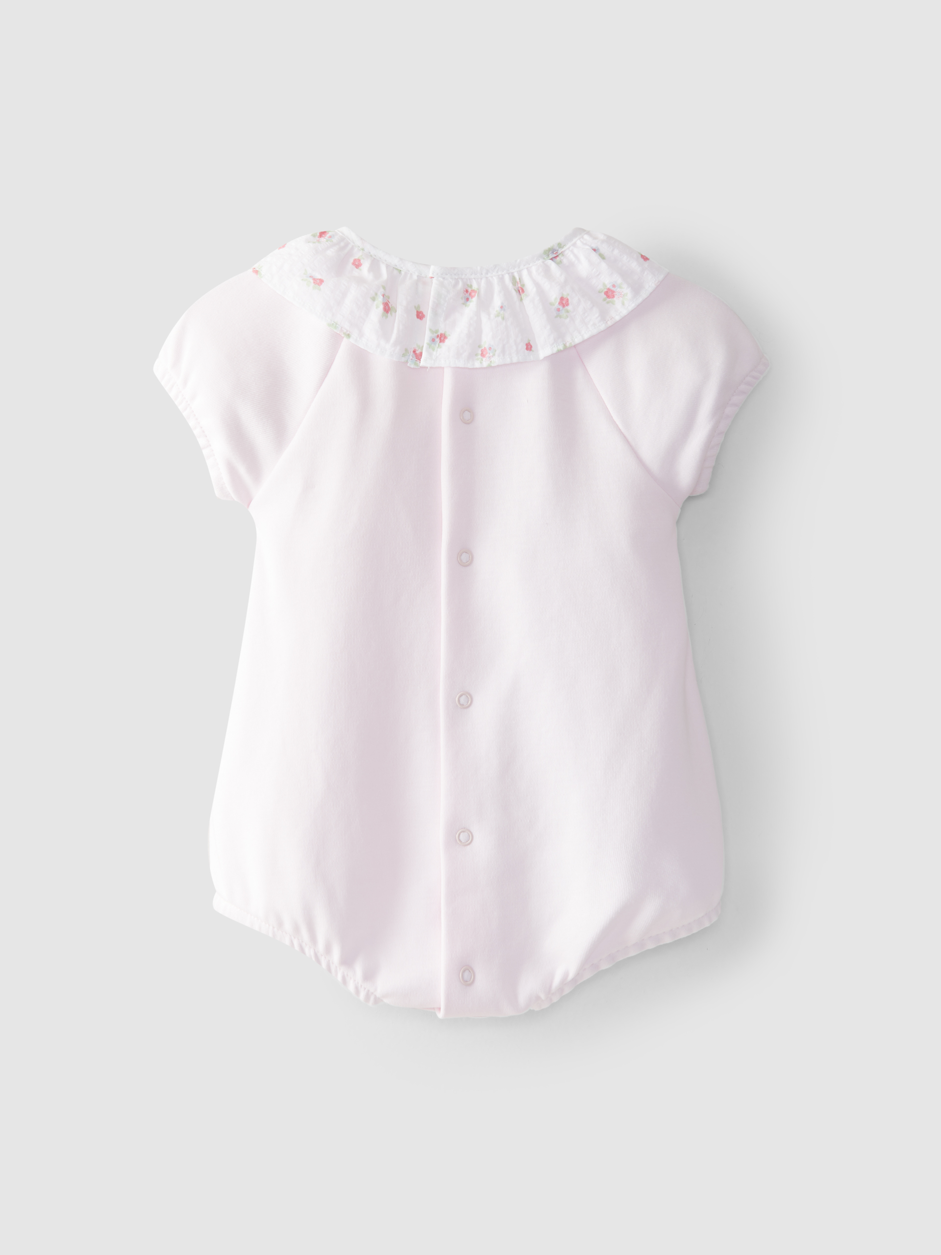 Shortie ruffled floral collar