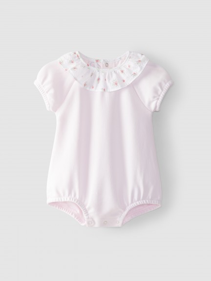 Shortie ruffled floral collar