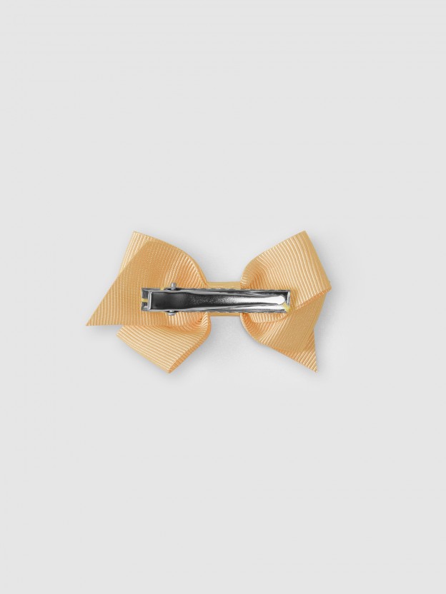 Small bow clip Small bow clip