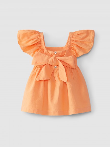 Vestido con lazo y puntilla Vestido con lazo y puntilla