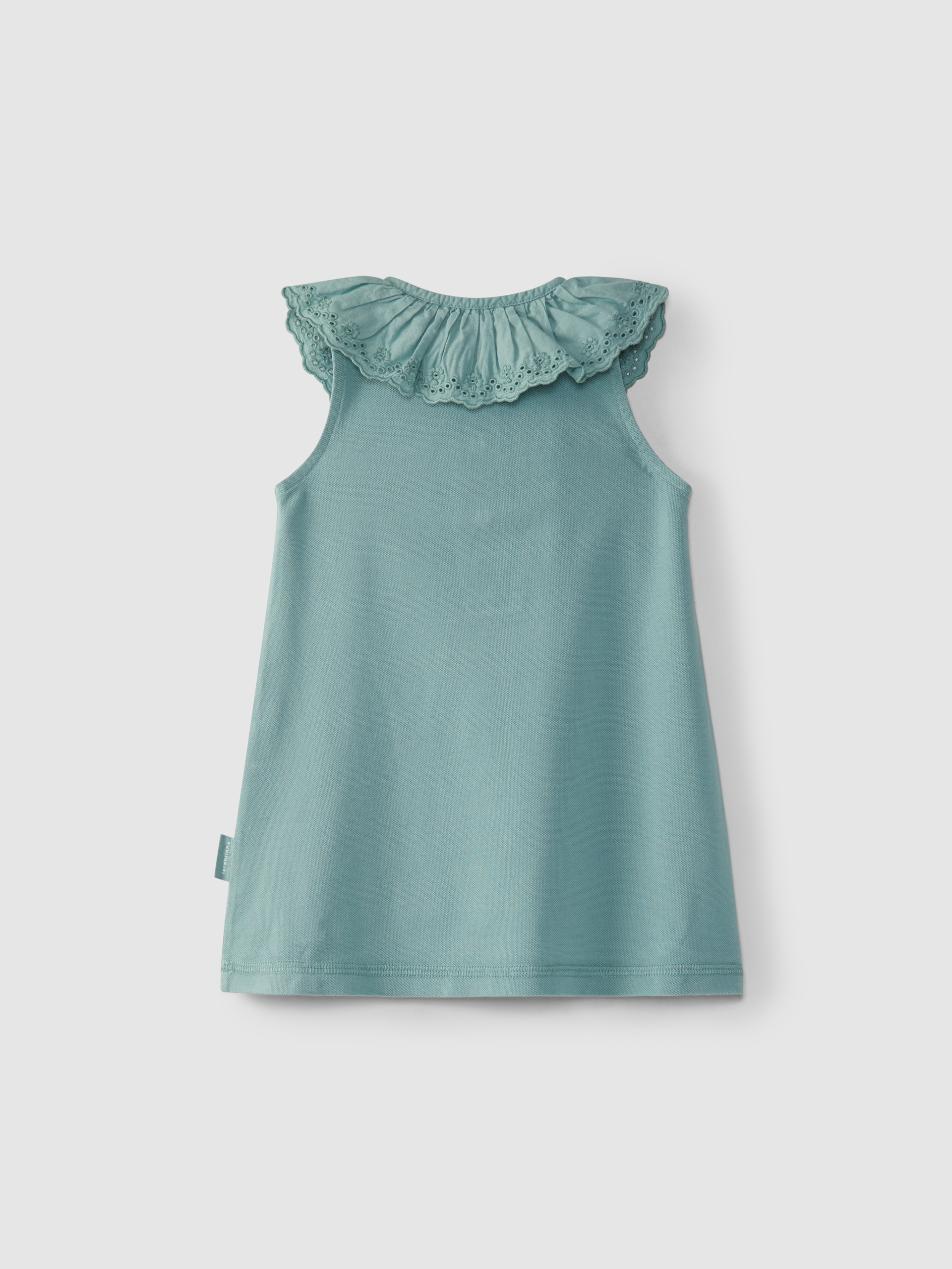 Vestido piqué con cuello en bordado inglés