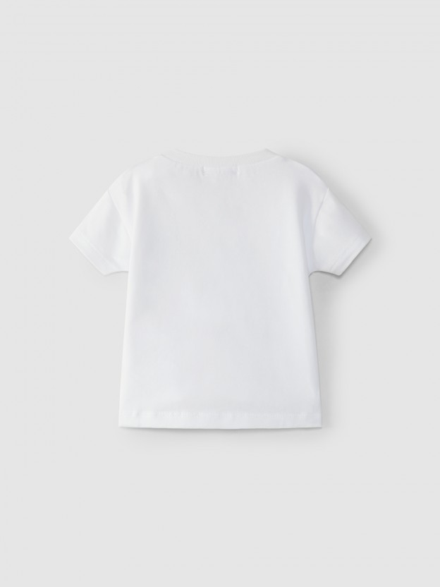 T-shirt " All we need is fun" T-shirt " All we need is fun"