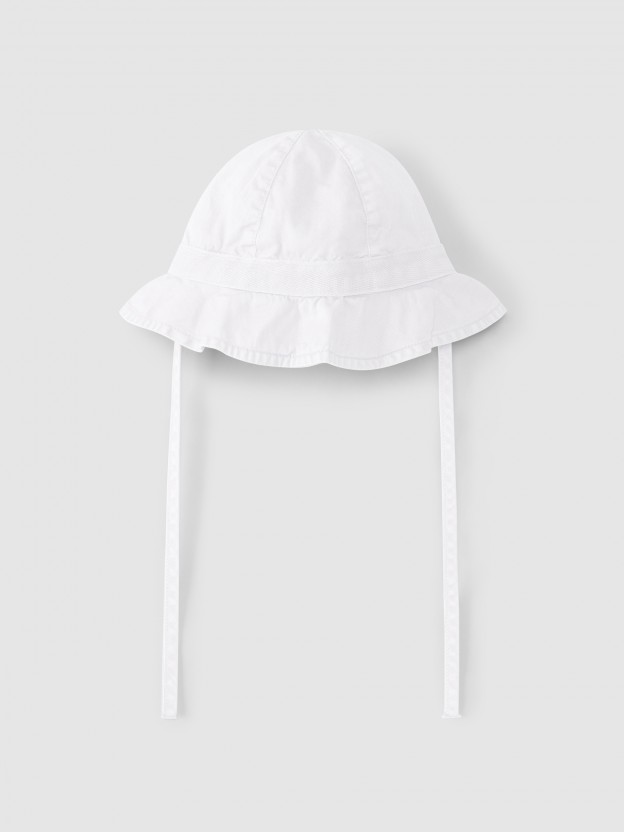 Hat with ruffle Hat with ruffle