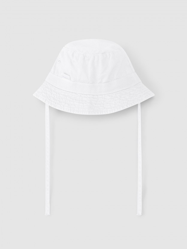 Hat with ribbon