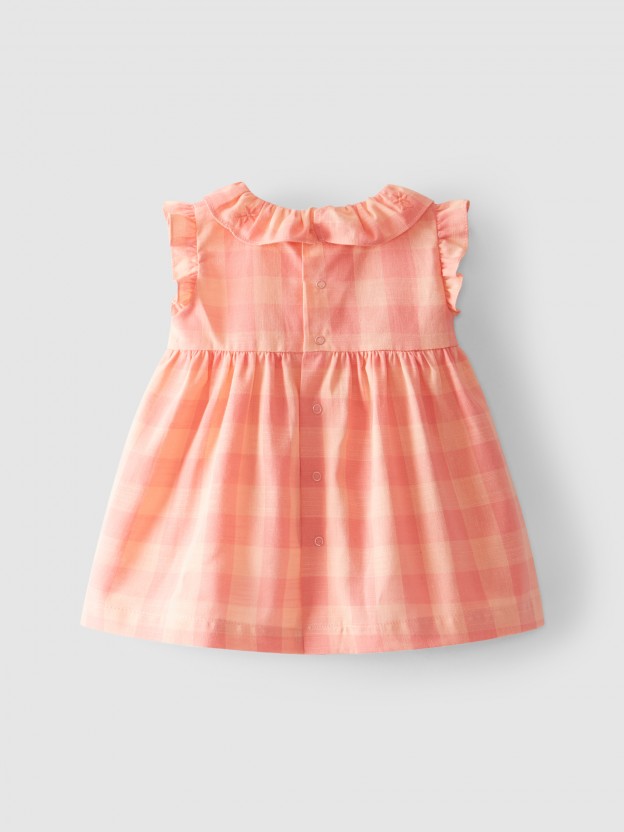 Vestido xadrez gola com bordado Vestido xadrez gola com bordado