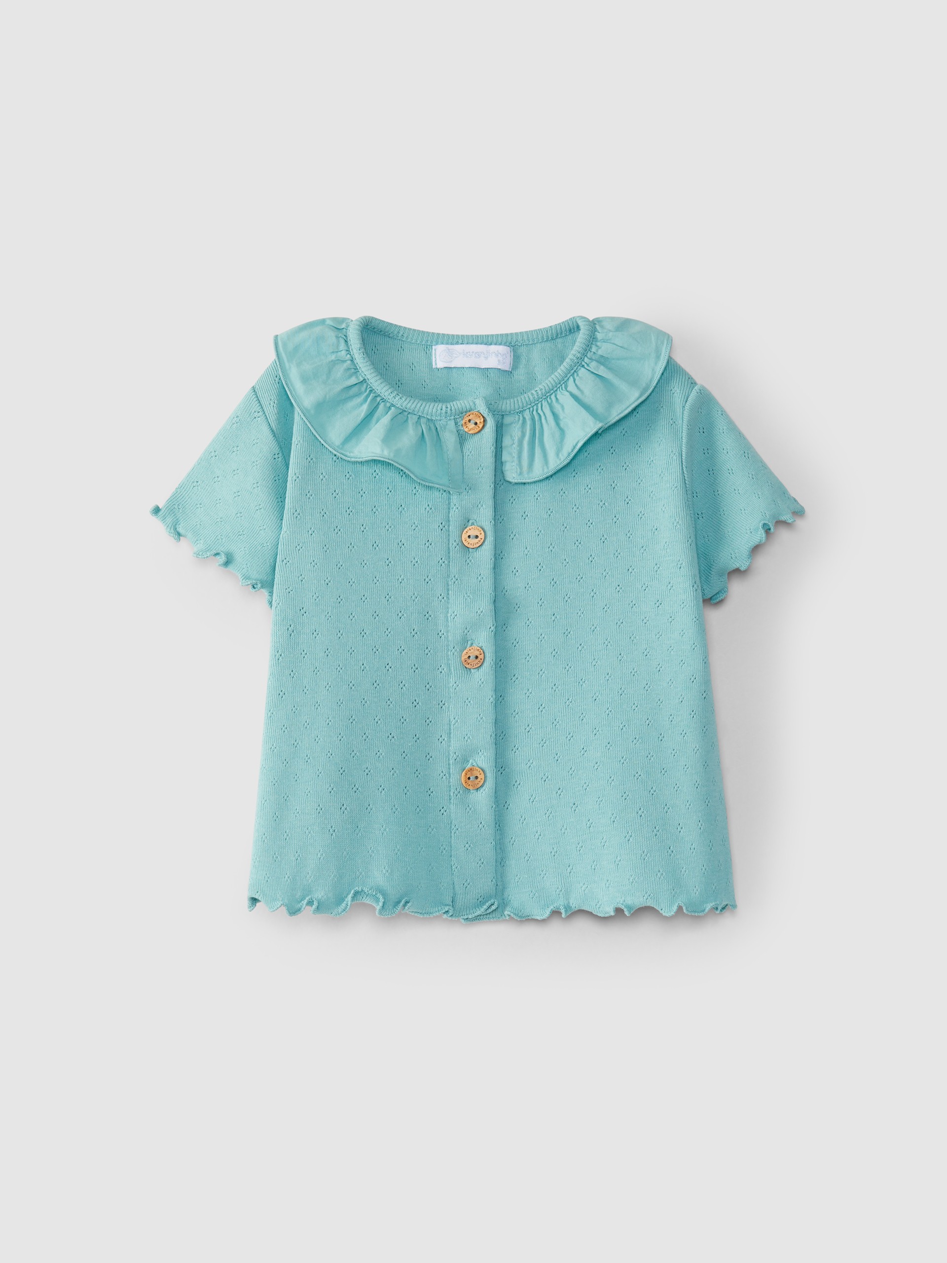 Blusa ajour com gola de folho