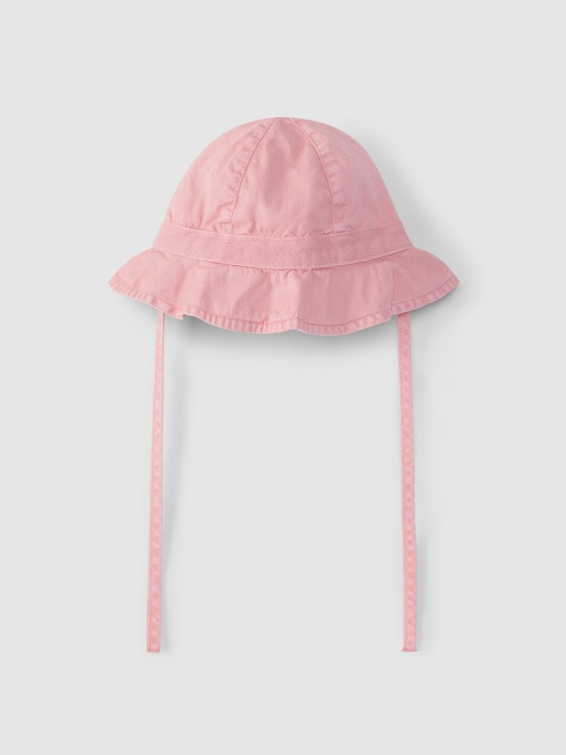 Hat with ruffle Hat with ruffle