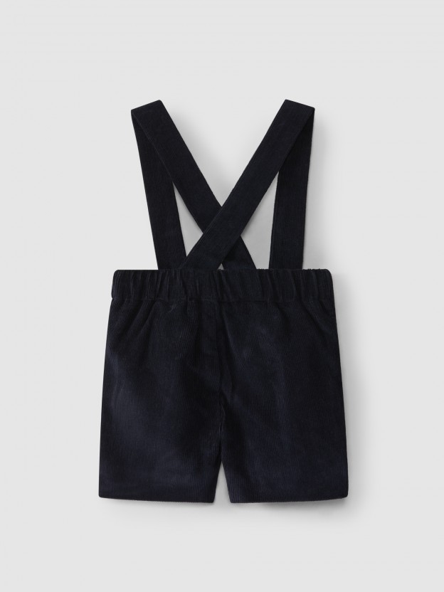 Pantal�n corto de pana con tirantes