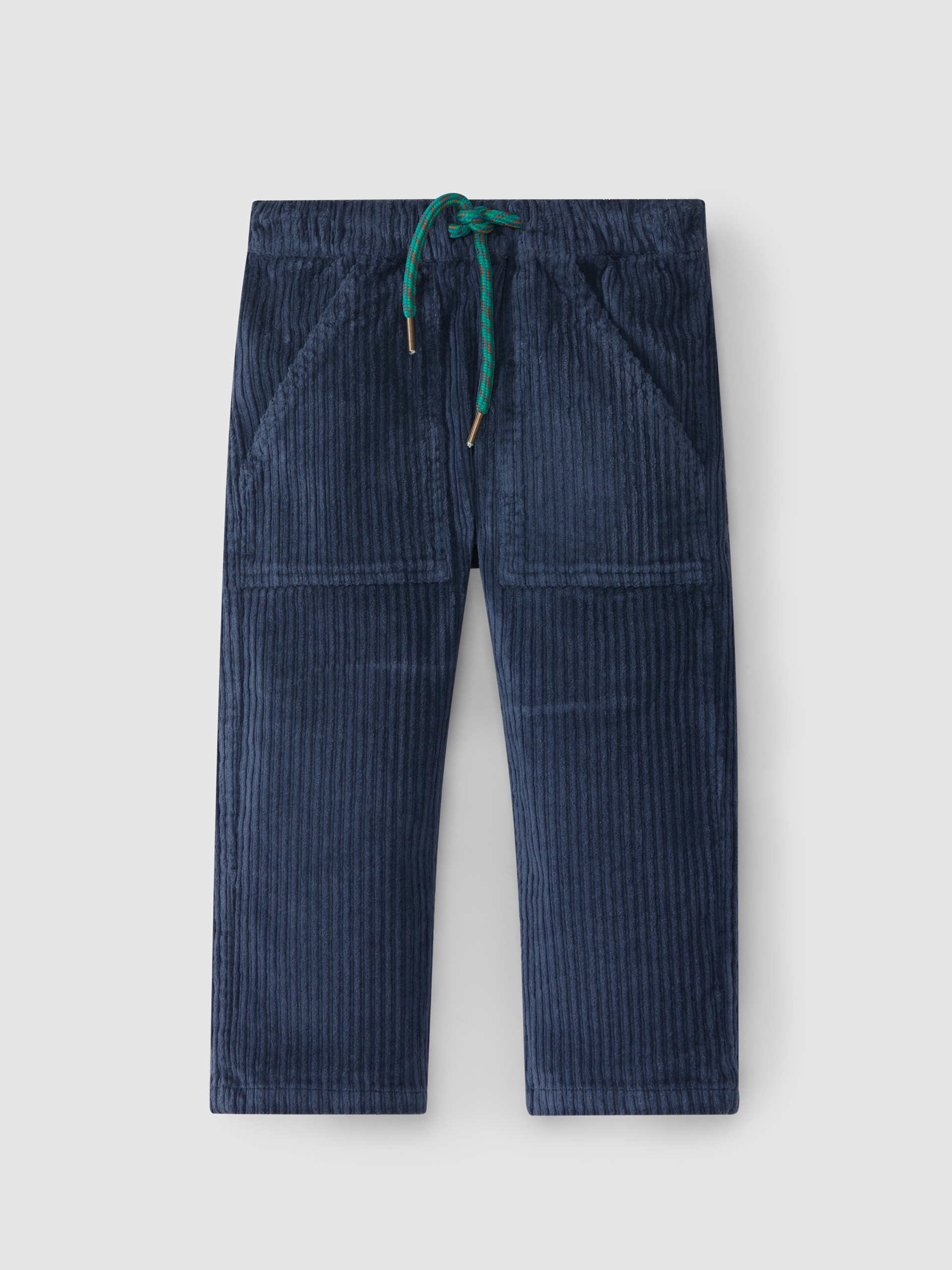 Wide wale corduroy pants with pockets.