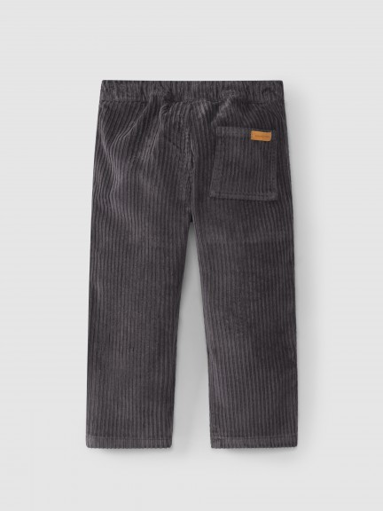 Pantalón ancho de pana con bolsillos Pantalón ancho de pana con bolsillos