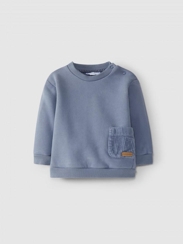 Plush sweatshirt with pocket Plush sweatshirt with pocket