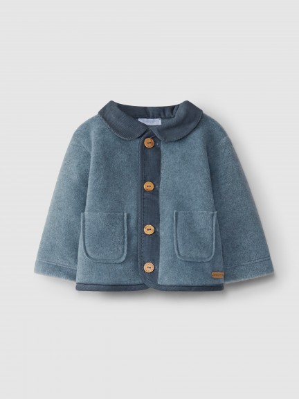 Fleece jacket with collar and pockets