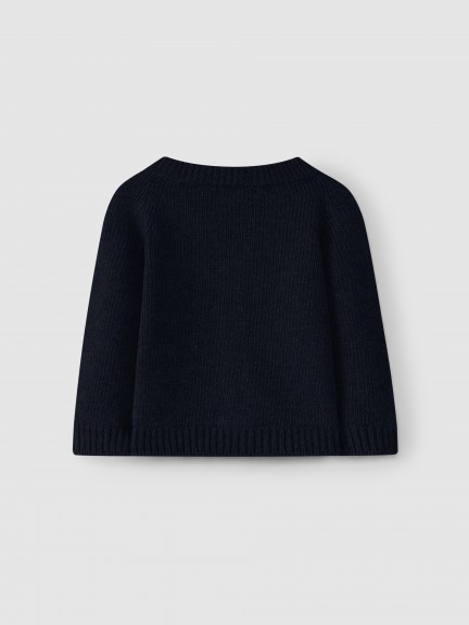 V-neck knitted cardigan V-neck knitted cardigan