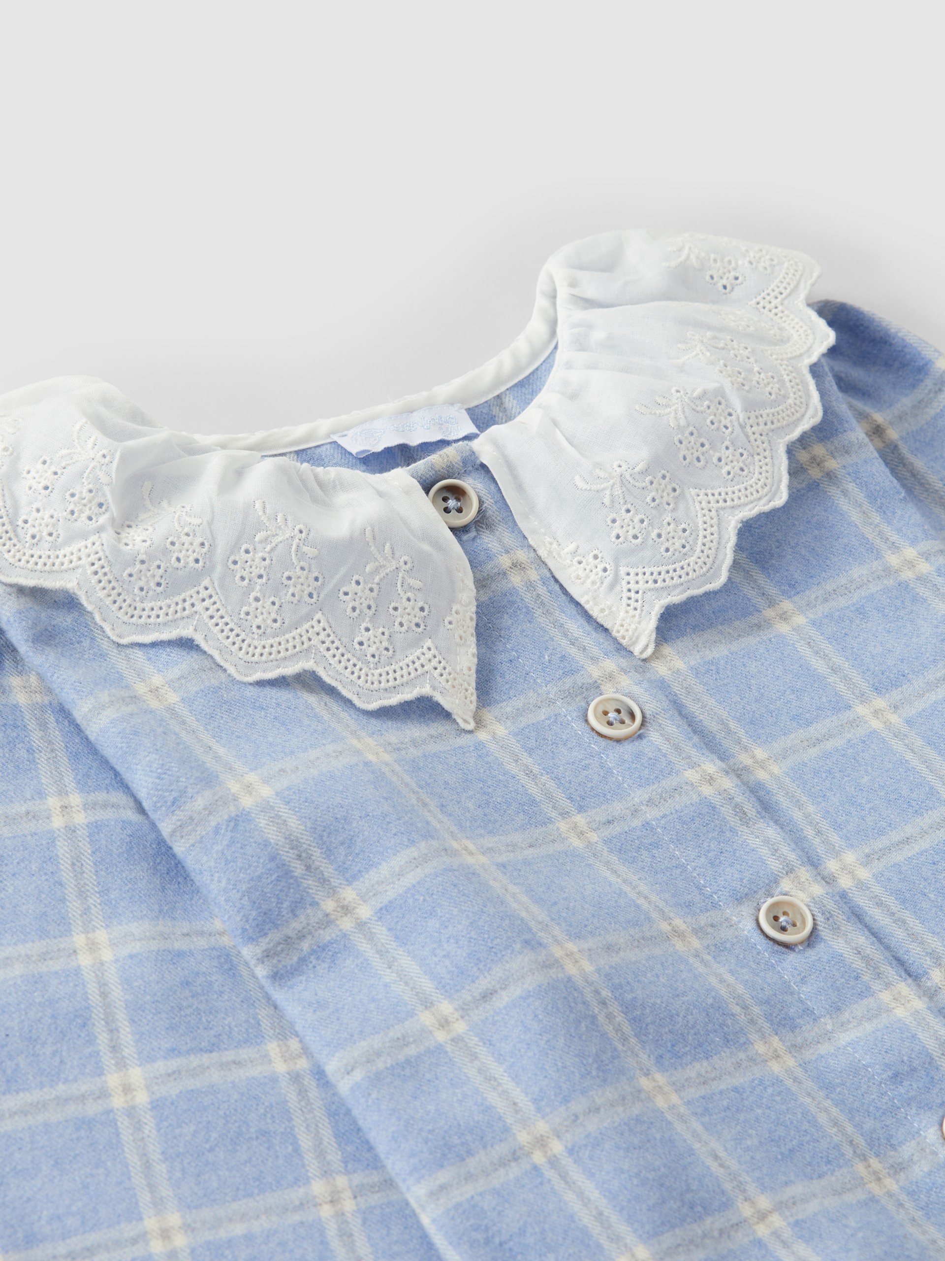 Plaid blouse with English embroidery collar