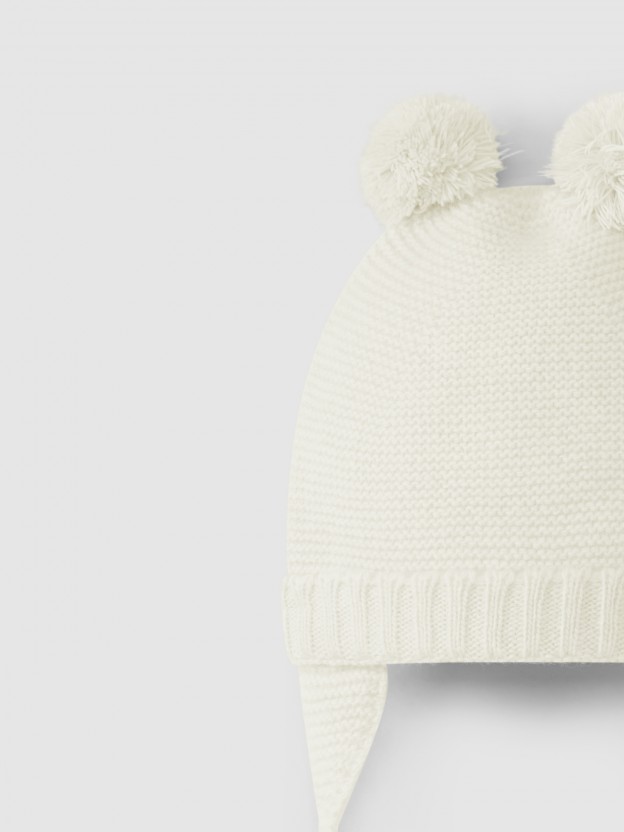 Aviator beanie with pom-poms