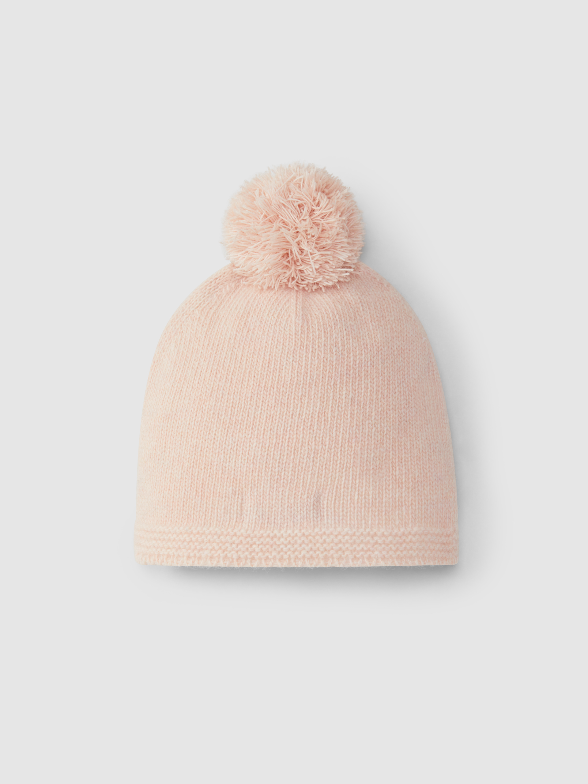 Gorro con pompón de punto