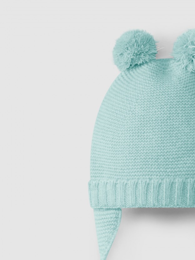 Aviator beanie with pom-poms Aviator beanie with pom-poms