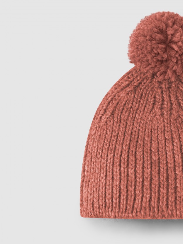 Gorro con ponpón Gorro con ponpón