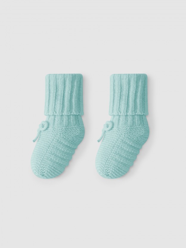 Chaussons tricotés avec détail de nœud Chaussons tricotés avec détail de nœud