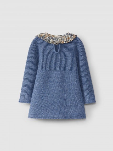 Knitted dress with ruffled collar Knitted dress with ruffled collar